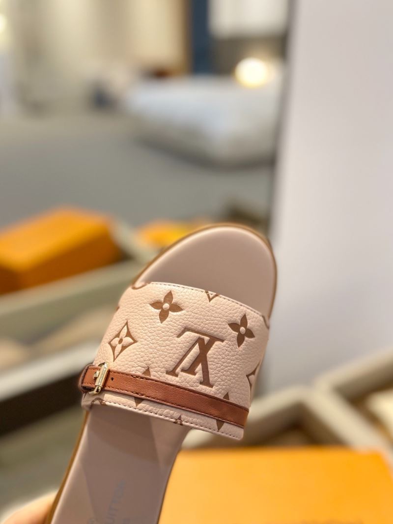 Louis Vuitton Slippers